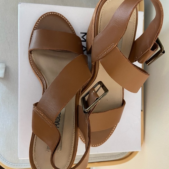 Steve Madden Leather Sandal Size 7 - Picture 4 of 7